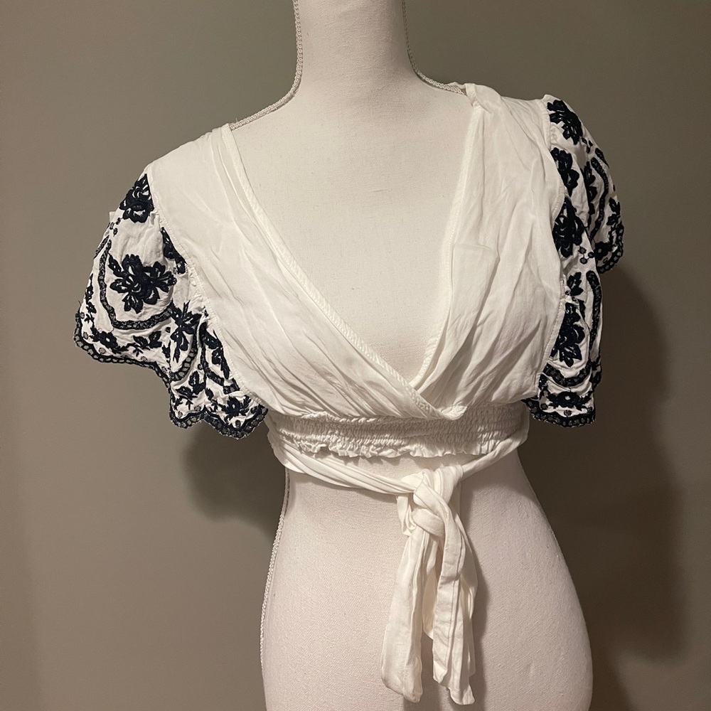 Women’s crop top